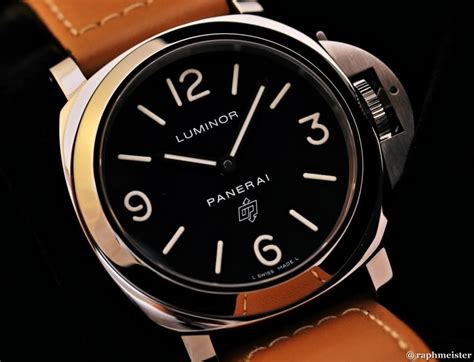 panerai luminor base pam 000.